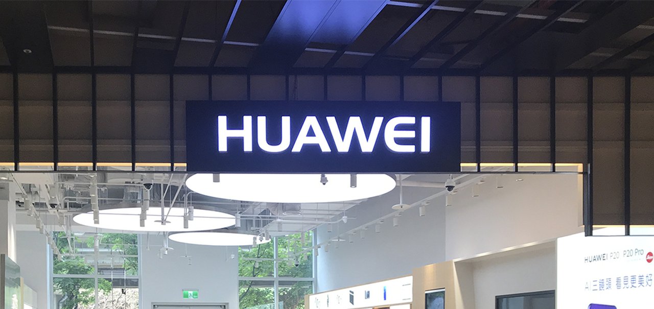 Huawei inaugura quiosques no Brasil e dá bônus de R$ 1.500 em P30 Pro 