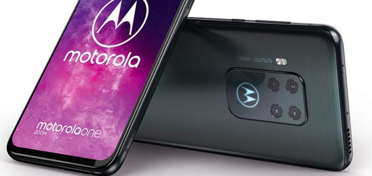 Motorola One Zoom vaza com 4 câmeras e logo que acende na traseira