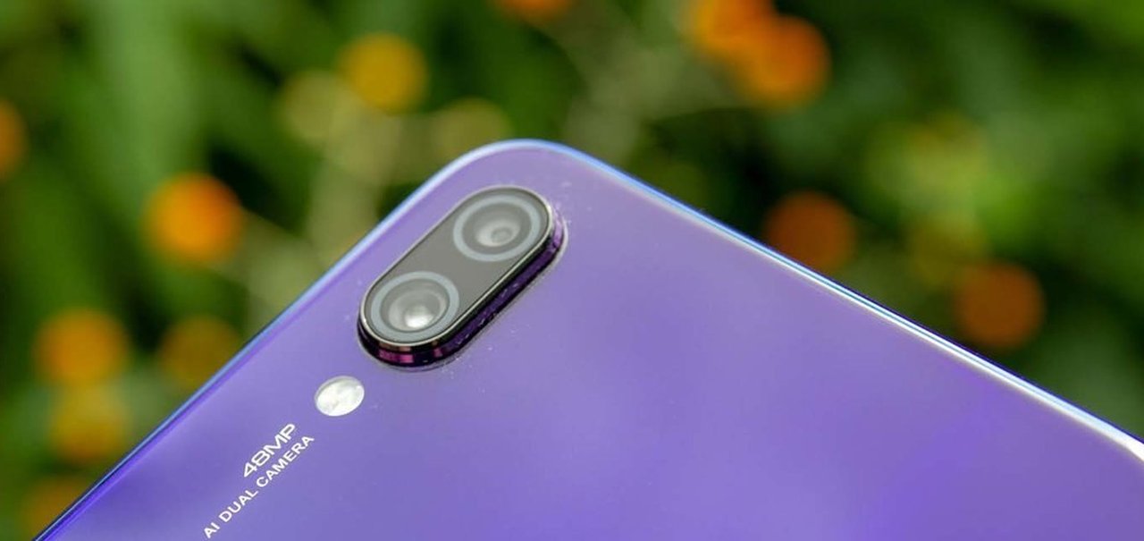 Possíveis imagens do Xiaomi Redmi 8 vazam e mostram duas câmeras traseiras