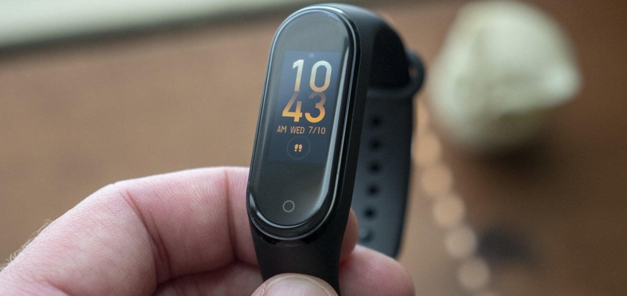 Mi Band 4 com watchface transparente? Faça já o download!