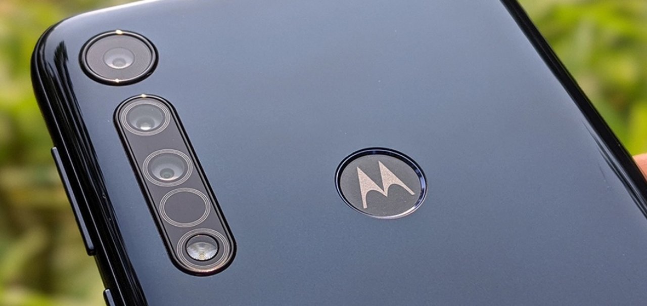 Motorola One Macro chega com 3 câmeras e tira fotos 'beeem de perto'