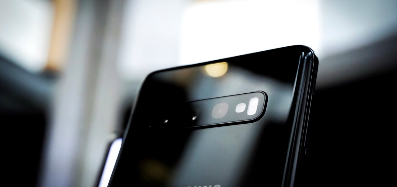 Galaxy S10 já custa menos de R$ 3 mil; vale a pena?