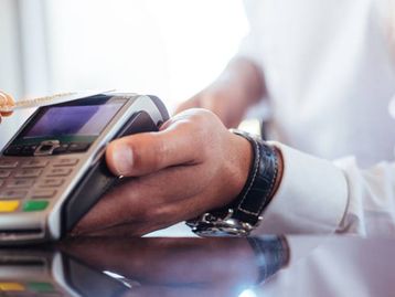 Desative o pagamento por aproximação NFC se for pular Carnaval