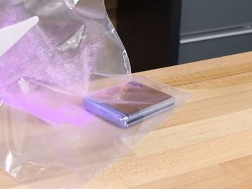 Samsung Galaxy Z Flip se dá mal em prova contra poeira