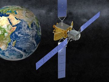 Missão inédita consegue salvar satélite de virar lixo espacial