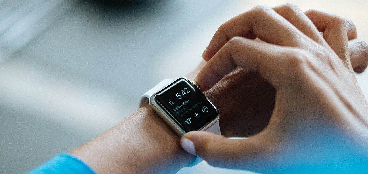 Smartwatches e smartbands para ficar de olho na Semana do Consumidor
