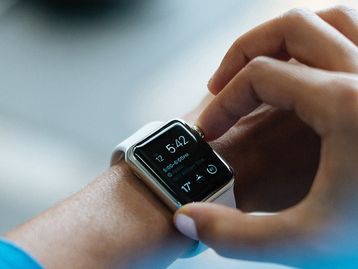 Smartwatches e smartbands para ficar de olho na Semana do Consumidor