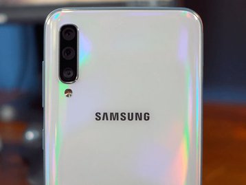 Samsung começa a liberar Android 10 para Galaxy A40 e A50