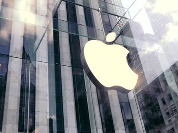 Apple é multada em 1,1 bilhão de euros na França por 'combinar preços'
