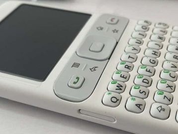 Protótipos do 1º celular Android são vendidos no eBay