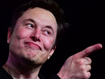 X Æ A-12: Elon Musk ensina pronunciar nome do filho em vídeo