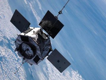 Nada escapa dos telescópios dos caçadores de satélites