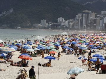 Câmeras vão monitorar aglomerações nas ruas do Rio de Janeiro