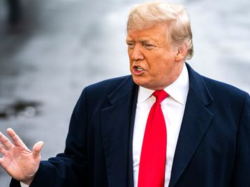 Twitter sinaliza postagens de Donald Trump como falsas