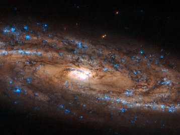 Universo estaria girando em múltiplos eixos desde a sua criação