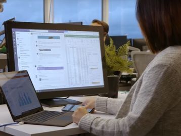 Microsoft Teams deixará você entrar em reuniões usando 2 telas