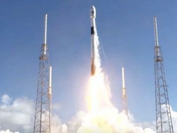 SpaceX lança 1º satélite militar da Coreia do Sul com sucesso