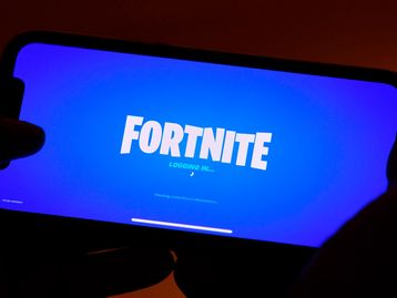 iPhones com Fortnite chegam a custar mais de R$ 50 mil no eBay