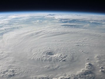 2020 pode ter temporada superativa de furacões marítimos