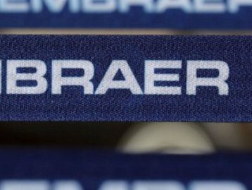 Embraer demite 2,5 mil funcionários no Brasil