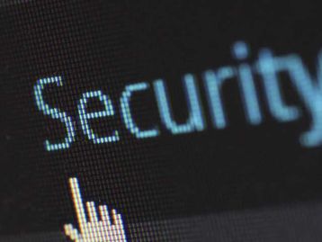 Como descobrir se alguém está te espionando no celular ou PC