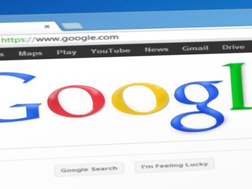 Google lança doodle com as cores da bandeira do Brasil