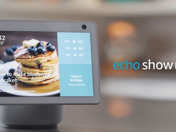 Amazon Echo Show 10 tem base giratória e custa R$ 1.899