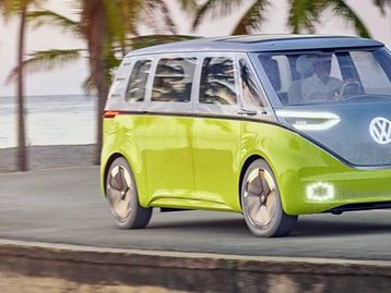 Kombi elétrica começa a ser produzida em 2022 pela Volkswagen