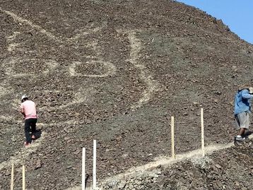 Figura de um gato é descoberta entre as Linhas de Nazca