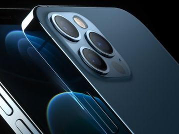 iPhone 12 aparece desmontado em vídeo 