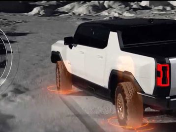 Veja o Hummer elétrico rodando em 'Modo Caranguejo' [vídeo]