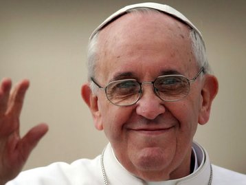 Papa Francisco pede orações para robôs e IA