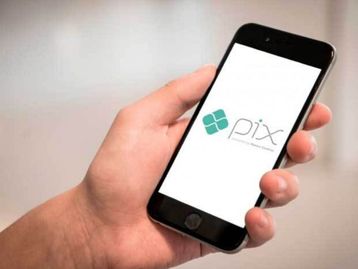 A estreia do PIX e a bancarização pelo celular