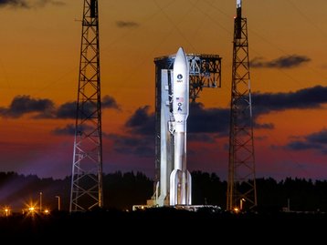 Foguete Atlas V lança satélite espião americano com sucesso