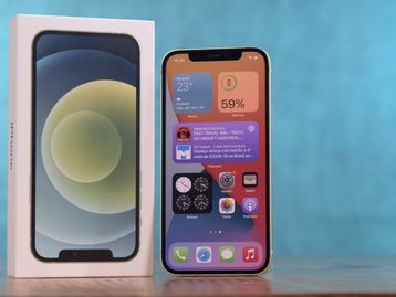 iPhone 12: mais bonito, menor e sem carregador [Hands-on]