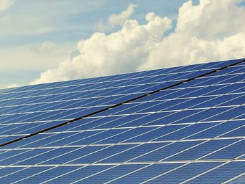 Painéis solares geram 40% mais energia com novo revestimento