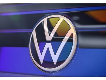 Volkswagen revela plano para tornar carros elétricos mais baratos