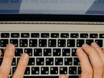 FTP: o que é e como usar o sistema de armazenamento em nuvem