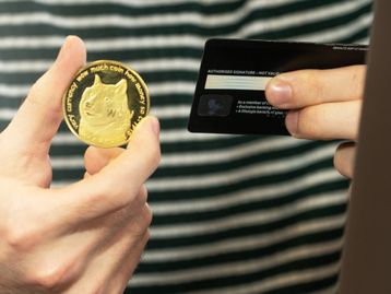 Dogecoin: de zoeira a uma das criptomoedas mais valorizadas do mundo