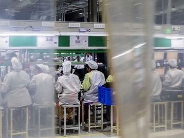 Fornecedoras da Apple são acusadas de manter trabalho forçado na China