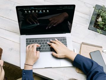 Sites para saber se uma notícia é fato ou fake