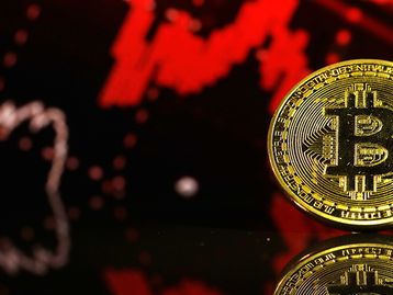 MicroStrategy compra US$ 10 mi em Bitcoin durante queda histórica