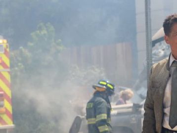 9-1-1: Lone Star - produtor comenta reviravoltas do final da 2ª temporada