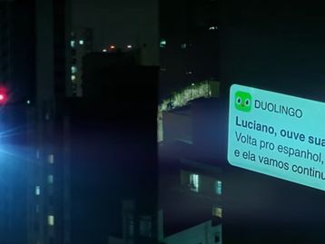 Duolingo produz ‘maior notificação do mundo’ em prédios de São Paulo