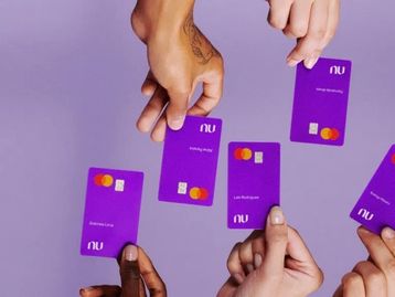 Nubank recebe investimento de US$ 500 milhões de Warren Buffett