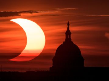 'Anel de fogo': confira fotos do eclipse solar ao redor do mundo
