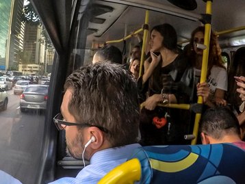 Polícia devolve quase 2 mil celulares roubados em SP no 1° semestre