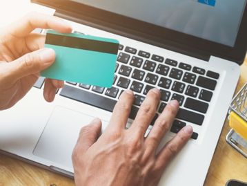 AliExpress tem 20% a 75% de desconto em eletrônicos e smartphones