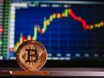  Bitcoin sobe 10% após comentários de Elon Musk e CEO do Twitter