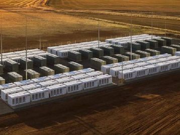 Bateria Tesla Megapack pega fogo na Austrália durante testes